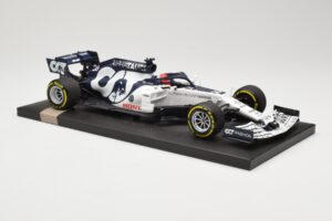AlphaTauri Honda AT01 #26 D. Kvyat Italian GP 2020 Minichamps 1:18 117200826 Metall — Bild 4 von 6