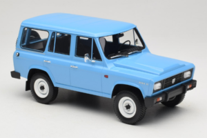 ARO 244 D Blau Aurora Models 1:18 TH180-01 Metall — Bild 4 von 6