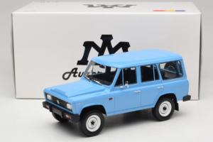 ARO 244 D Blau Aurora Models 1:18 TH180-01 Metall — Bild 6 von 6