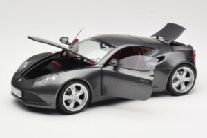 Artega GT Grey Metallic Revell 1:18 09024 Metall — Bild 2 von 8