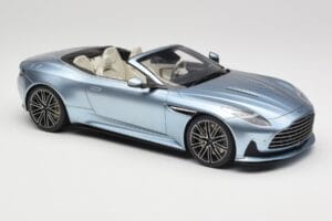 Aston Martin DB12 Volante Caribbean Blue Pearl GT Spirit 1:18 GT479 Resin — Bild 4 von 6
