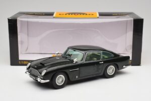 Aston Martin DB5 California Salbeigrün Chrono 1:18 H1001 Metall — Bild 8 von 8
