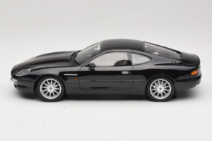 Aston Martin DB7 Bowland Black Cult Models 1:18 CML187-2 Resin — Bild 3 von 6