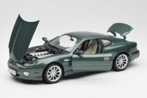 Aston Martin DB7 Vantage Grün Maisto 1:18 36880 Metall — Bild 2 von 8