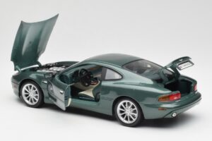 Aston Martin DB7 Vantage Grün Maisto 1:18 36880 Metall — Bild 5 von 8