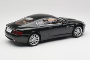 Aston Martin DB9 Schwarz Solido 1:18 15025600 Metall — Bild 3 von 8