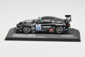 Aston Martin DBRS9 #66 Barwell Motorsport R. Johnson FIA GT3 European Championship Spa 2006 Minichamps 1:43 400061366 Metall