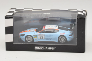 Aston Martin DBRS9 Gulf #92 T. Enge / Lechner VLN 250 Nurburgring 2008 Minichamps 1:43 400081392 Metall — Bild 4 von 4