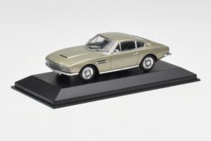 Aston Martin DBS Silbergrün Metallic Minichamps 1:43 400137600 Metall — Bild 2 von 4
