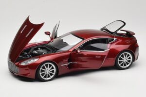 Aston Martin One-77 Diavolo Red AUTOart 1:18 70245 Metall — Bild 2 von 8