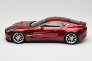 Aston Martin One-77 Diavolo Red AUTOart 1:18 70245 Metall — Bild 4 von 8