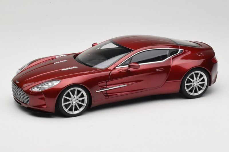 Aston Martin One-77 Diavolo Red AUTOart 1:18 70245 Metall