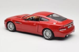 Aston Martin V12 Vanquish Rot Bburago 1:18 34063 Metall — Bild 7 von 8