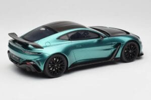 Aston Martin V12 Vantage Racing Green GT Spirit 1:18 GT922 Resin — Bild 2 von 6