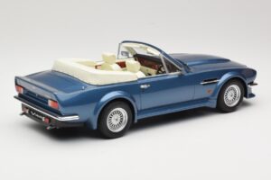 Aston Martin V8 Volante Blau GT Spirit 1:18 GT128 Resin — Bild 2 von 6