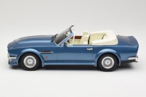 Aston Martin V8 Volante Blau GT Spirit 1:18 GT128 Resin — Bild 3 von 6