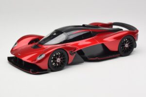Aston Martin Valkyrie AMR Pro Hyper Red TopSpeed 1:18 TS0539 Metall