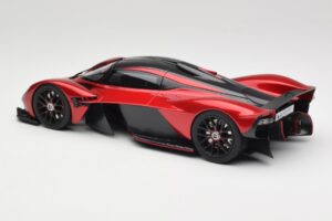 Aston Martin Valkyrie AMR Pro Hyper Red TopSpeed 1:18 TS0539 Metall — Bild 5 von 6