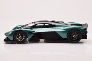 Aston Martin Valkyrie Racing Green GT Spirit 1:18 GT435 Resin — Bild 3 von 6