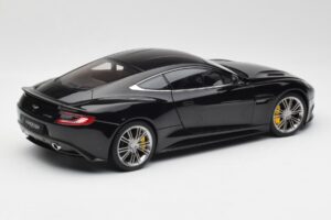 Aston Martin Vanquish Onyx Schwarz AUTOart 1:18 70247 Metall — Bild 3 von 8