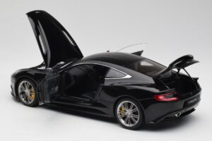 Aston Martin Vanquish Onyx Schwarz AUTOart 1:18 70247 Metall — Bild 5 von 8