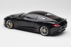 Aston Martin Vanquish Onyx Schwarz AUTOart 1:18 70247 Metall — Bild 7 von 8