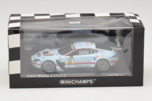 Aston Martin Vantage V12 GT3 #32 J. Stuck ADAC GT Masters 2012 Minichamps 1:43 437121332 Metall — Bild 5 von 5
