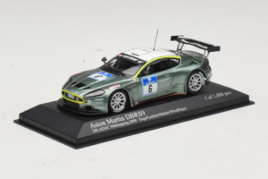 Aston Martin DBRS9 #6 M. Engel / K. Lechner ADAC 24 Hours Nurburgring 2008 Minichamps 1:43 400081306 Metall — Bild 2 von 4