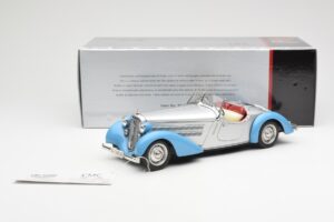 Audi 225 Front Roadster Blau Silber CMC 1:18 M-075B Metall — Bild 6 von 6
