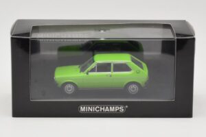 Audi 50 Hellgrün Minichamps 1:43 940010400 Metall — Bild 4 von 4