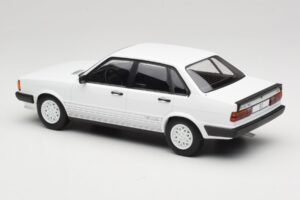 Audi 80 B2 GTE Weiß MCG 1:18 MCG18527 Metall — Bild 5 von 6