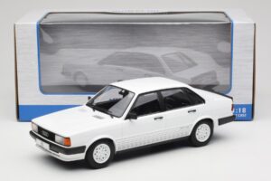 Audi 80 B2 GTE Weiß MCG 1:18 MCG18527 Metall — Bild 6 von 6