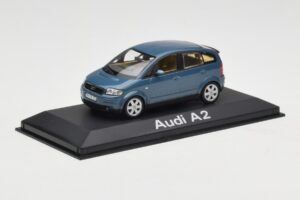 Audi A2 Blue Metallic Minichamps 1:43 20022200748005 Metall — Bild 2 von 4