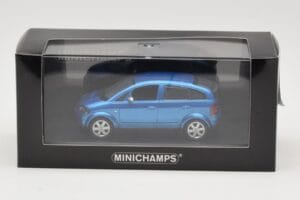 Audi A2 Light Blue Metallic Minichamps 1:43 AUDI007 Metall — Bild 4 von 4