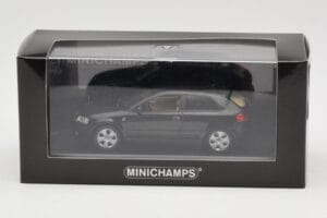 Audi A3 8P Black Metallic Minichamps 1:43 12000 Metall — Bild 4 von 4