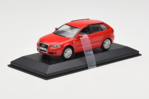 Audi A3 8P Sportback Rot Minichamps 1:43 5010403023 Metall — Bild 2 von 4