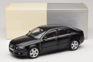 Audi A4 B6 3.2 Quattro Schwarz Minichamps 1:18 5010404125 Metall — Bild 8 von 8