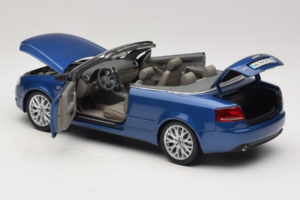 Audi A4 B6 Cabriolet Blau Norev 1:18 5010504325 Metall — Bild 5 von 9