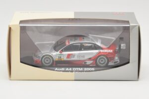 Audi A4 B6 #19 Sonax F. Stippler Joest Racing DTM 2005 Minichamps 1:43 5020500803 Metall — Bild 4 von 4