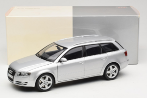 Audi A4 B7 3.2 Quattro Avant Silber Minichamps 1:18 5010404215 Metall — Bild 8 von 8