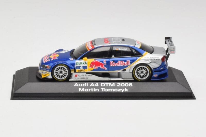 Audi A4 B7 #4 Red Bull M. Tomczyk DTM 2006 Minichamps 1:43 5020600303 Metall
