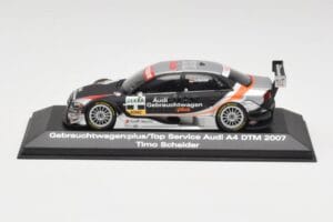 Audi A4 B7 #8 T. Scheider DTM 2007 Minichamps 1:43 5020700143 Metall