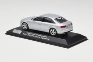 Audi A4 B8 3.2 Quattro Ice Silber Minichamps 1:43 5010704113 Metall — Bild 3 von 4