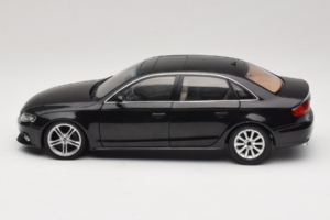 Audi A4L B8 Schwarz Paudi 1:18 AUDI012 Metall — Bild 4 von 8
