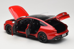 Audi A5L Sportback Rot OEM 1:18 ZAM60004A Metall — Bild 5 von 8