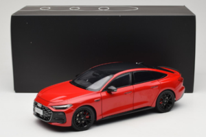 Audi A5L Sportback Rot OEM 1:18 ZAM60004A Metall — Bild 8 von 8