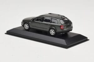 Audi A6 C5 Avant Dunkelgrau Minichamps 1:43 AUDI006 Metall — Bild 3 von 4