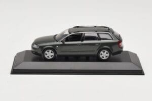 Audi A6 C5 Avant Dunkelgrau Minichamps 1:43 AUDI006 Metall