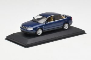 Audi A6 C5 Dunkelblau Minichamps 1:43 132093 Metall — Bild 2 von 4