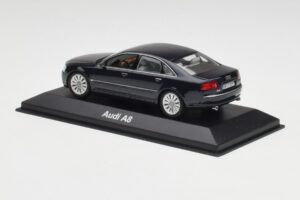 Audi A8 D3 Mauritius Blau Metallic Minichamps 1:43 5010508123 Metall — Bild 3 von 4